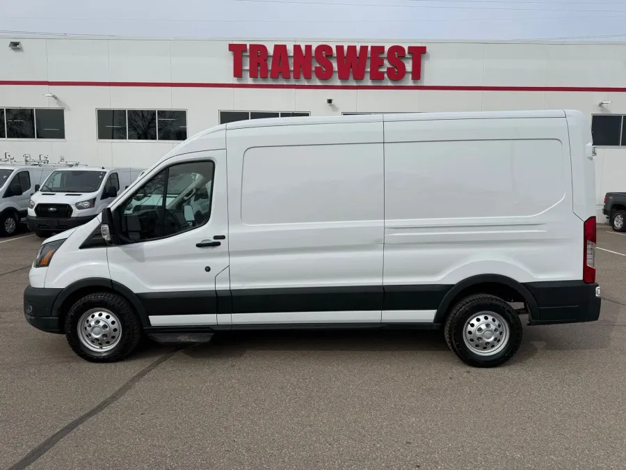 2021 Ford Transit | Photo 1 of 20