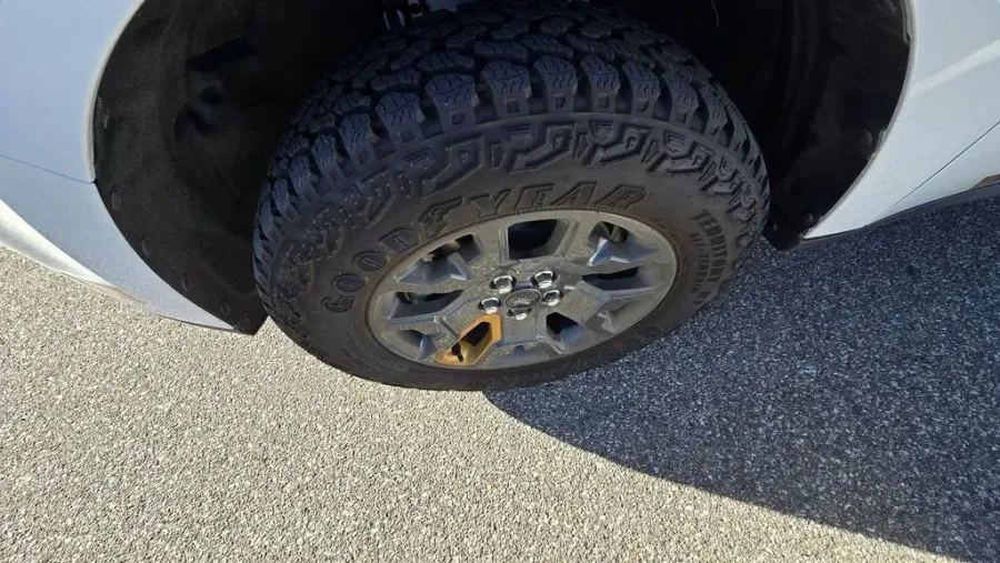 2025 Ford Maverick | Photo 10 of 32