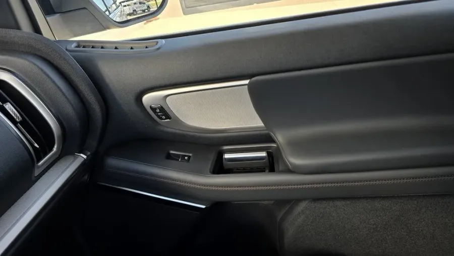 2025 Ford Expedition Max | Photo 35 of 40