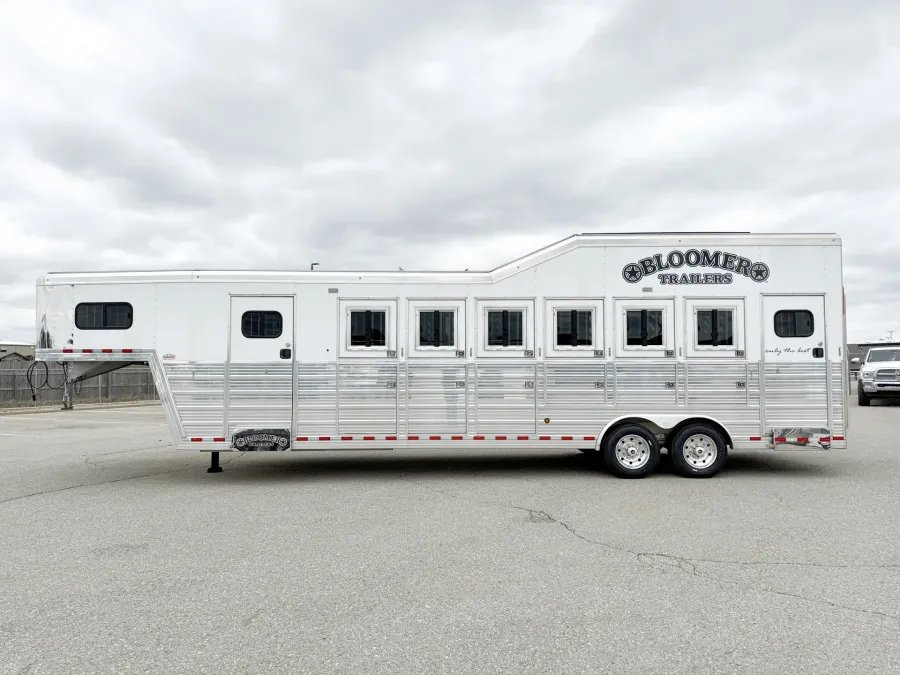 2020 Bloomer 6HGN | Photo 10 of 19