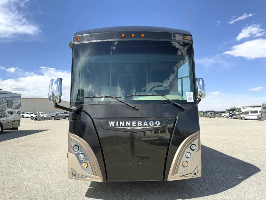 2016 Winnebago Journey 38P | Photo 23 of 30