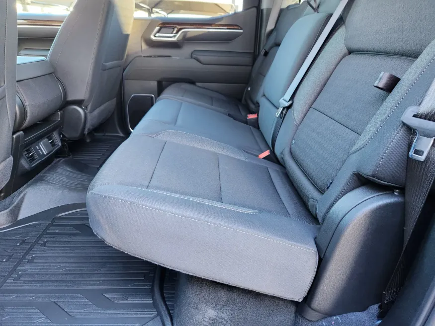 2026 GMC Sierra 1500 Elevation | Photo 11 of 29