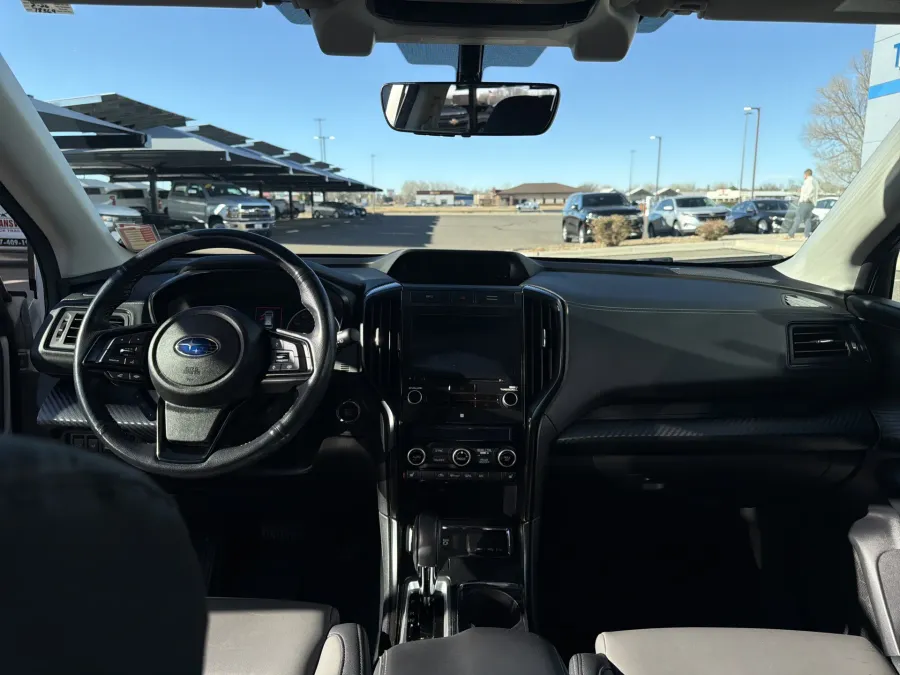 2022 Subaru Ascent Onyx Edition | Photo 13 of 25