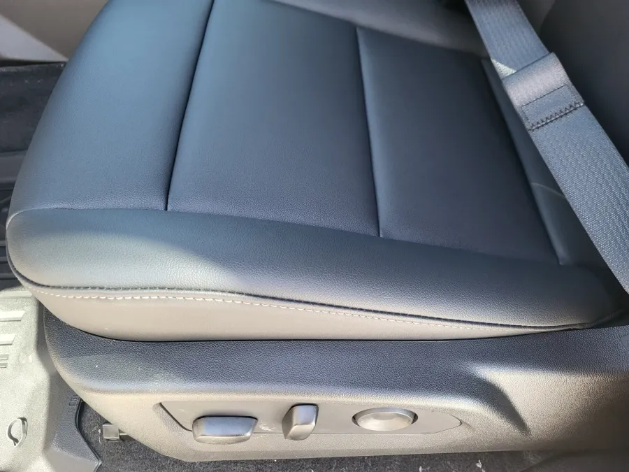 2026 GMC Canyon 4WD Elevation | Photo 21 of 26