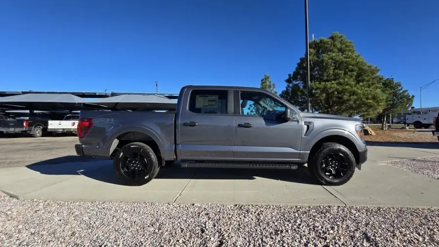 2025 Ford F-150 | Photo 4 of 25