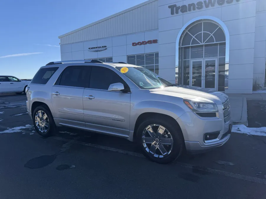 2016 GMC Acadia Denali | Photo 1 of 21