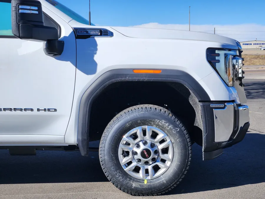 2026 GMC Sierra 2500HD Pro | Photo 5 of 20