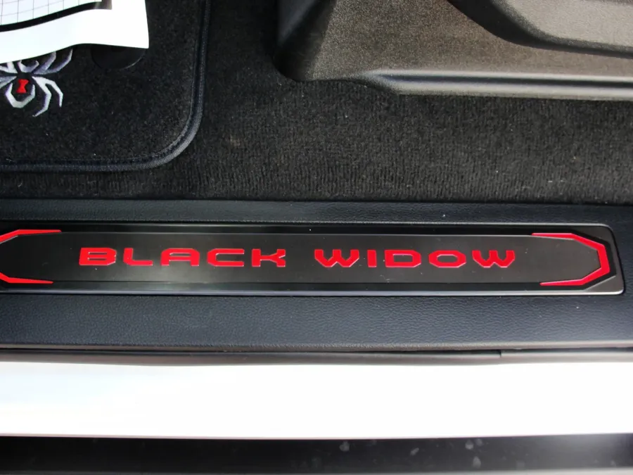 2026 Ford F-250 Lariat | Photo 11 of 21