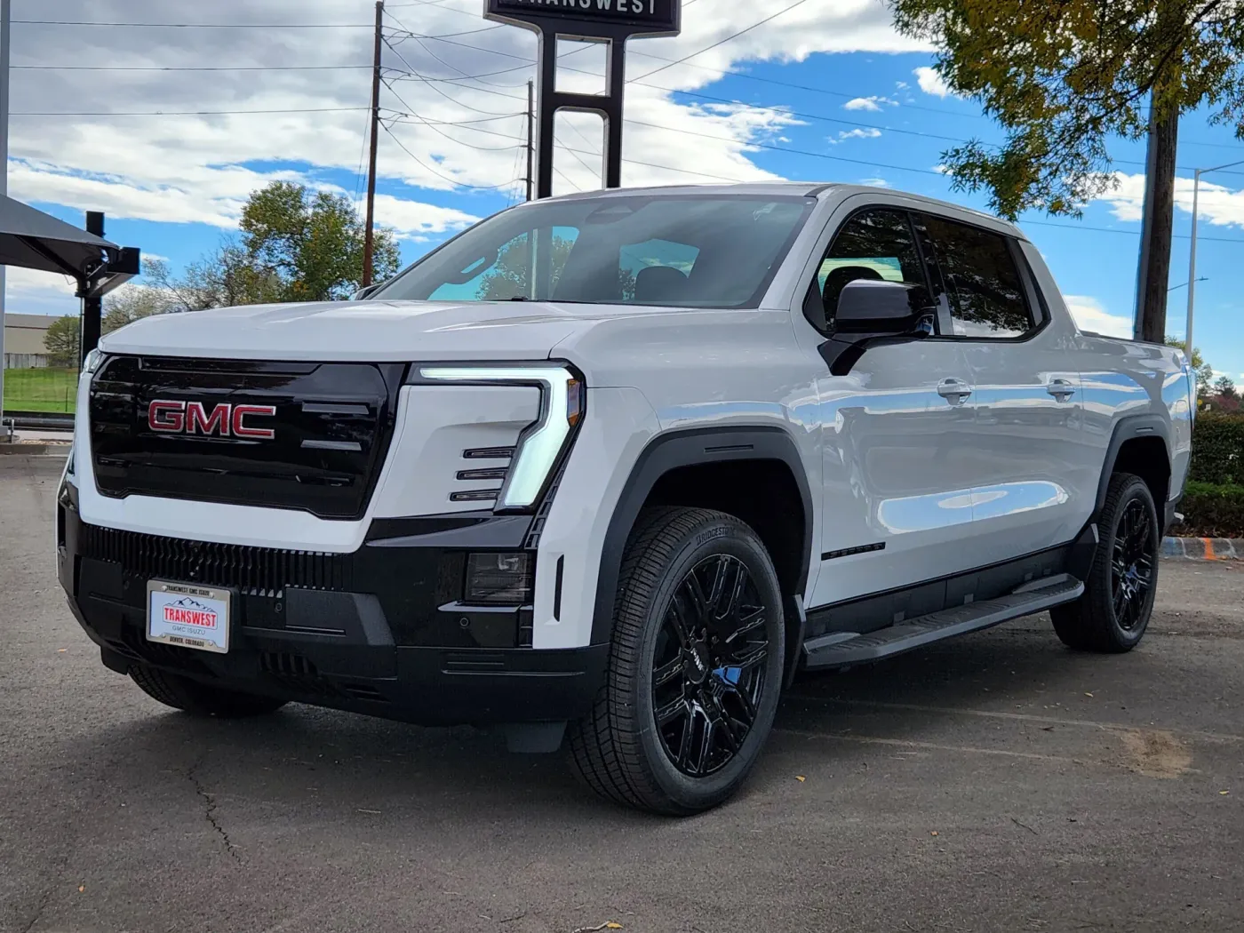 2026 GMC Sierra EV Standard Range Elevation | Photo 3 of 28