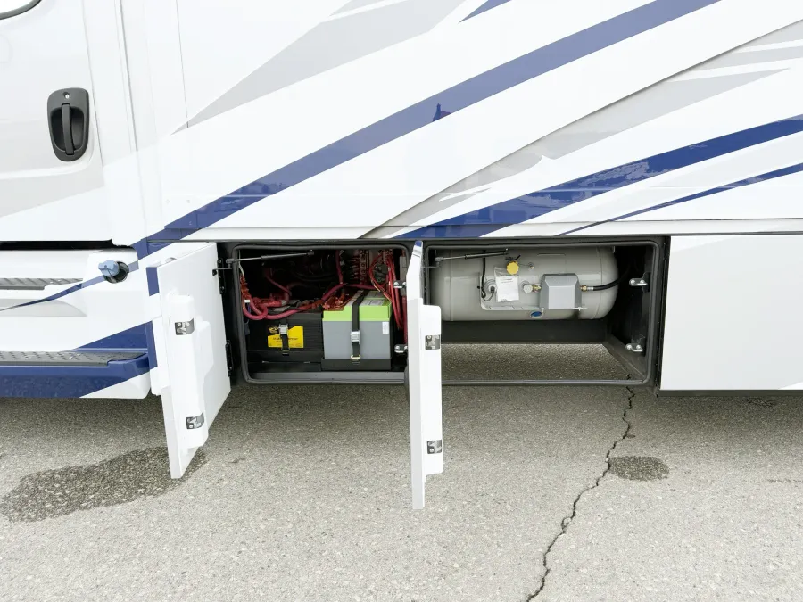 2026 Renegade Valencia 39RB | Photo 23 of 23