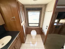 2012 Itasca Ellipse 42QD | Thumbnail Photo 18 of 32