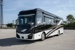 2023 Tiffin Phaeton 37BH | Thumbnail Photo 6 of 28