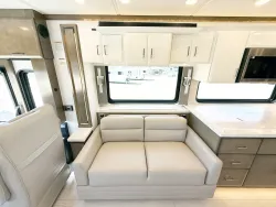 2027 Newmar Mountain Aire 4118 | Thumbnail Photo 9 of 28