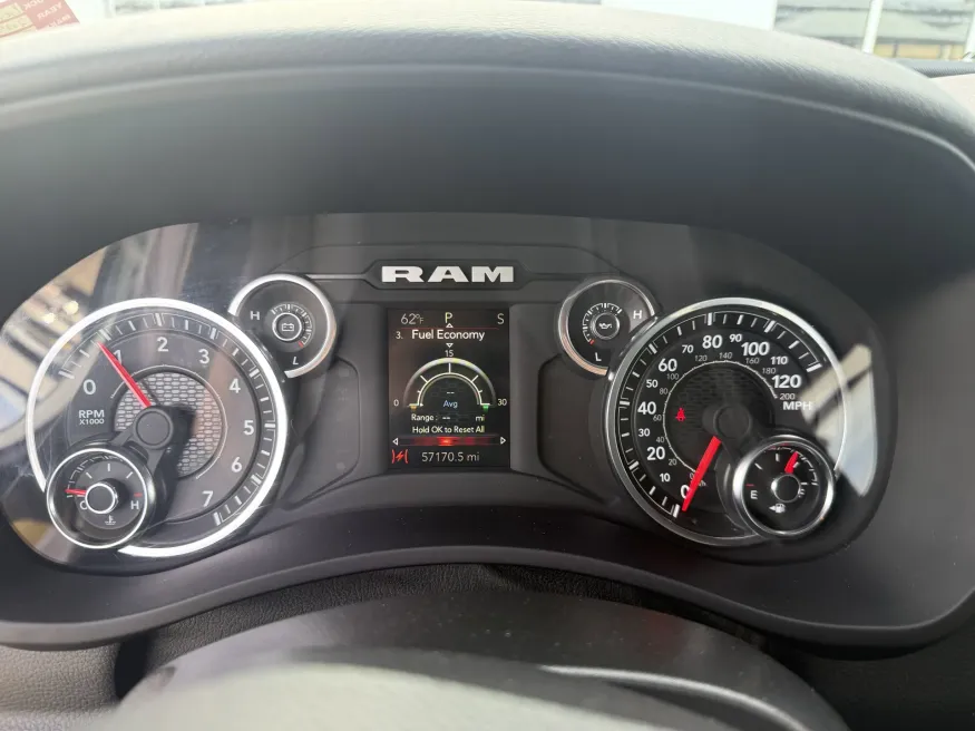 2024 RAM 2500 Big Horn | Photo 12 of 16