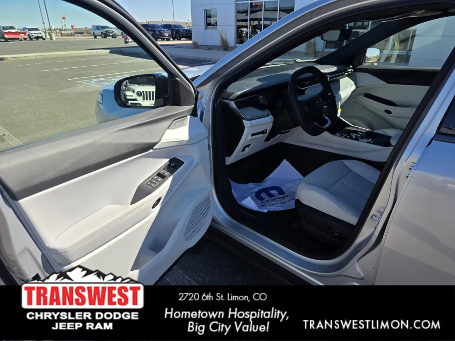 2026 Jeep Cherokee Limited | Photo 8 of 23