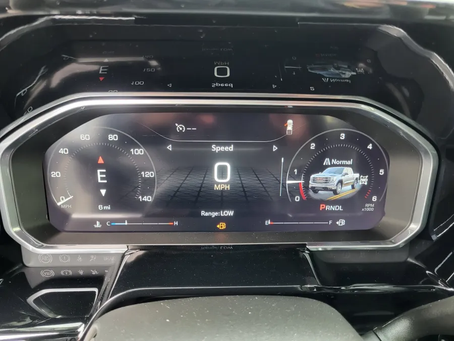 2026 GMC Sierra 1500 Elevation | Photo 10 of 23