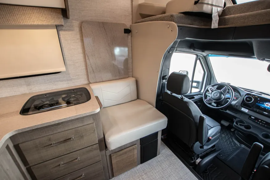 2022 Entegra Qwest 24N | Photo 6 of 22