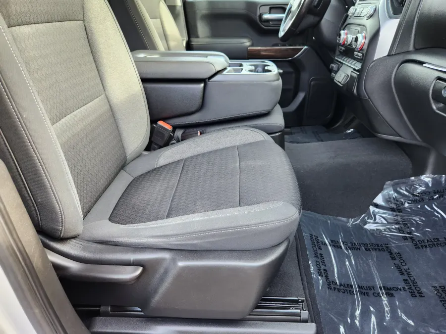 2021 GMC Sierra 1500 Elevation | Photo 17 of 28