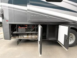 2026 Newmar Ventana 3512 | Thumbnail Photo 22 of 28