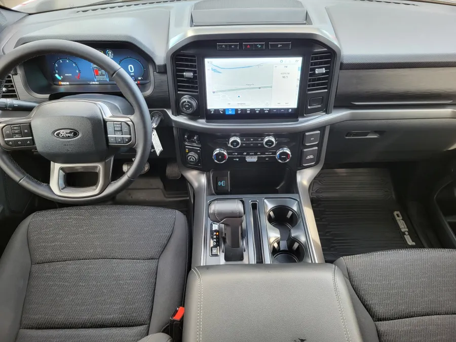 2024 Ford F-150 XLT | Photo 20 of 24