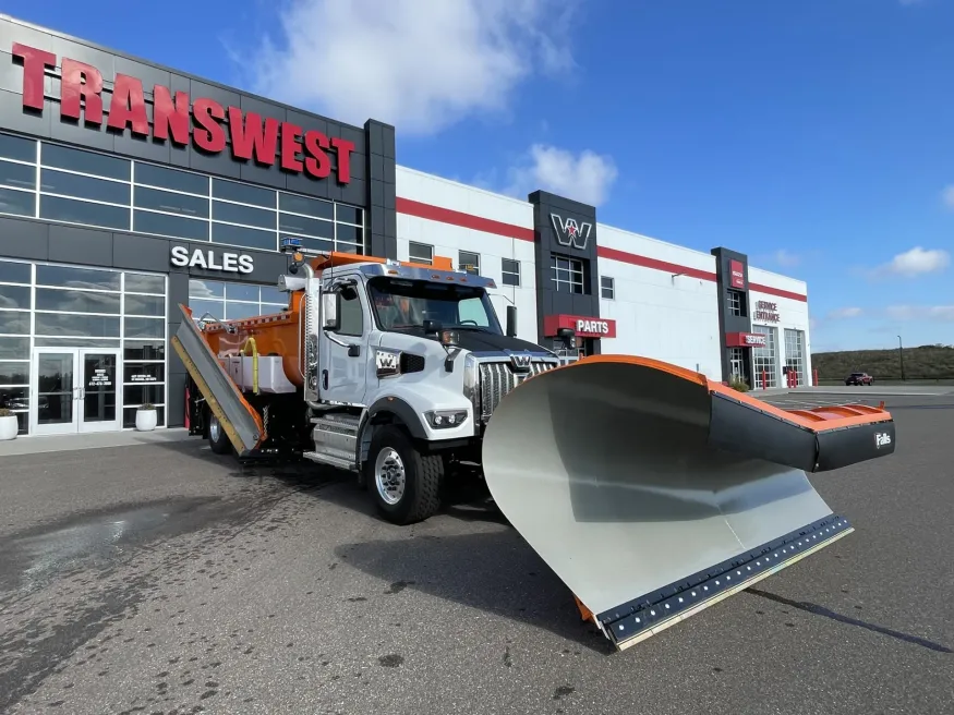 2026 Western Star 47X | Photo 3 of 11