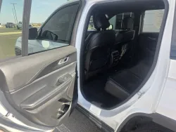 2025 Jeep Grand Cherokee Altitude | Thumbnail Photo 10 of 31