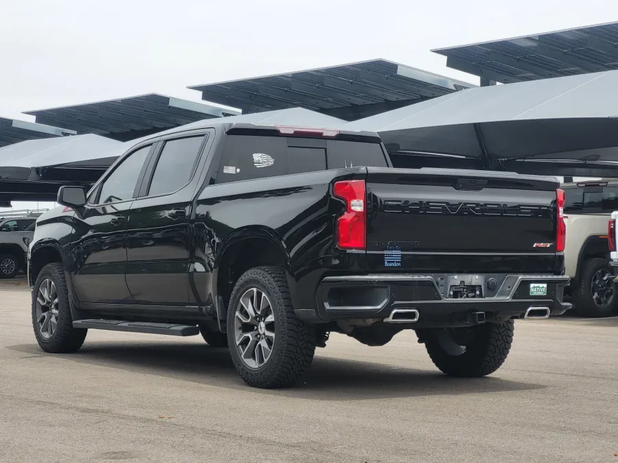 2021 Chevrolet Silverado 1500 RST | Photo 4 of 23
