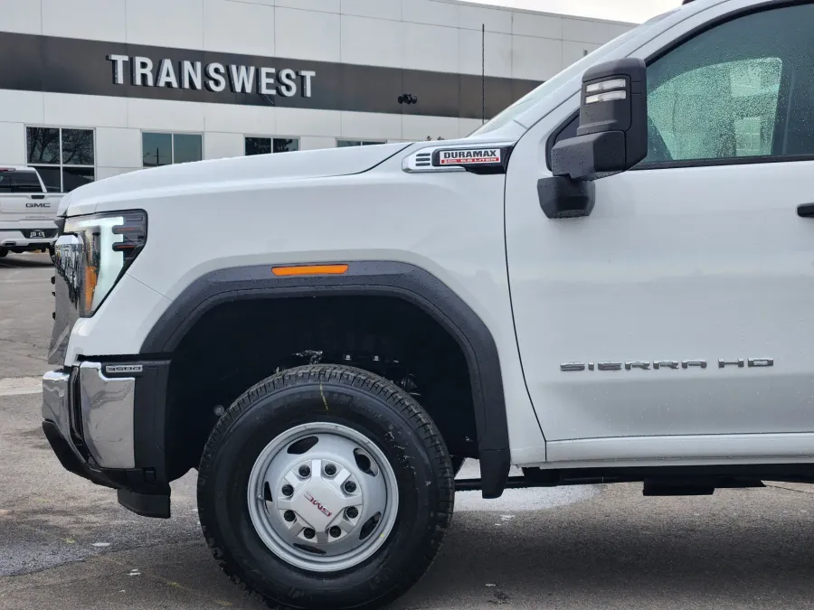 2026 GMC Sierra 3500HD CC Pro | Photo 4 of 20