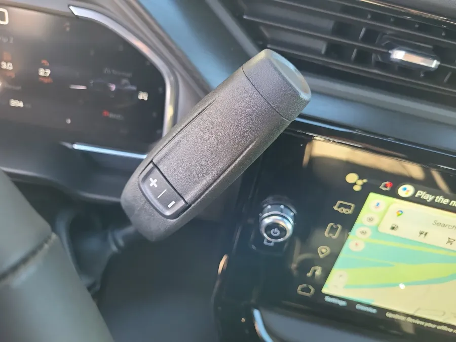 2026 GMC Sierra 2500HD AT4X | Photo 18 of 23