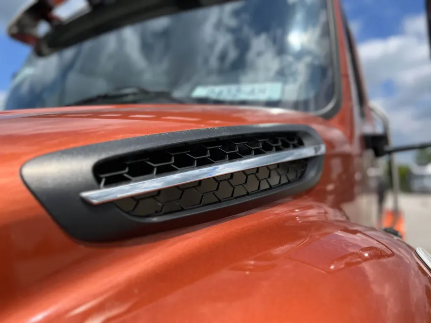 2024 Freightliner M2 106 Bolt | Photo 15 of 33