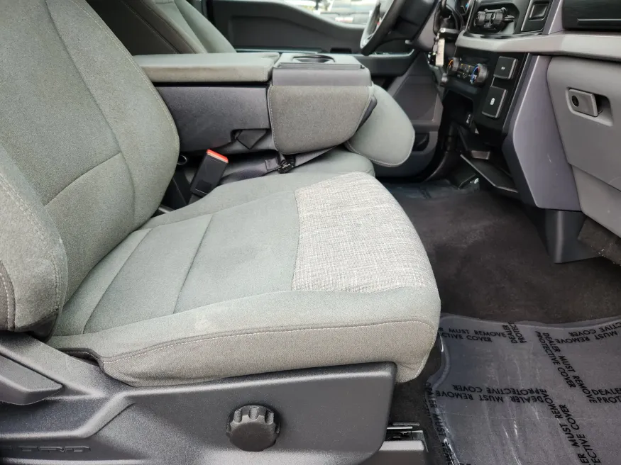 2023 Ford F-150 XL | Photo 18 of 30