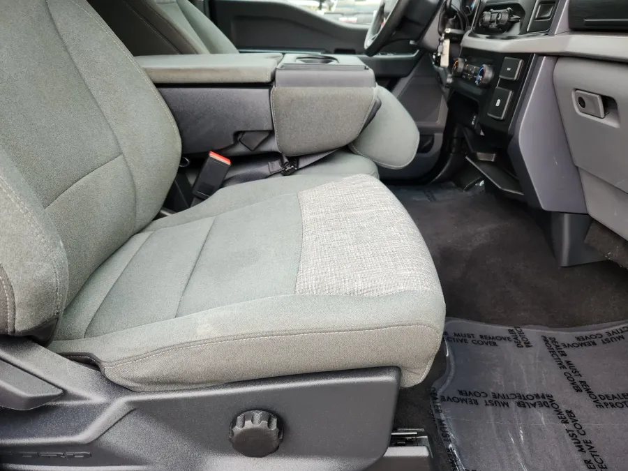 2023 Ford F-150 XL | Photo 18 of 30