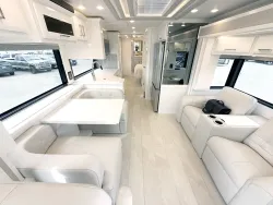 2026 Newmar New Aire 3547 | Thumbnail Photo 4 of 31