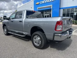 2024 RAM 2500 Big Horn | Thumbnail Photo 2 of 18