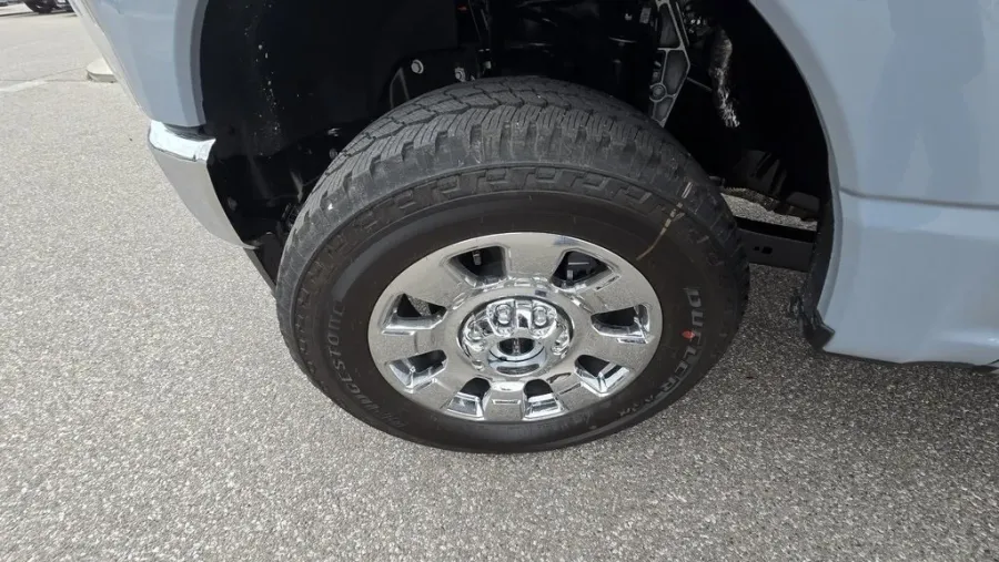 2026 Ford Super Duty F-250 | Photo 20 of 43