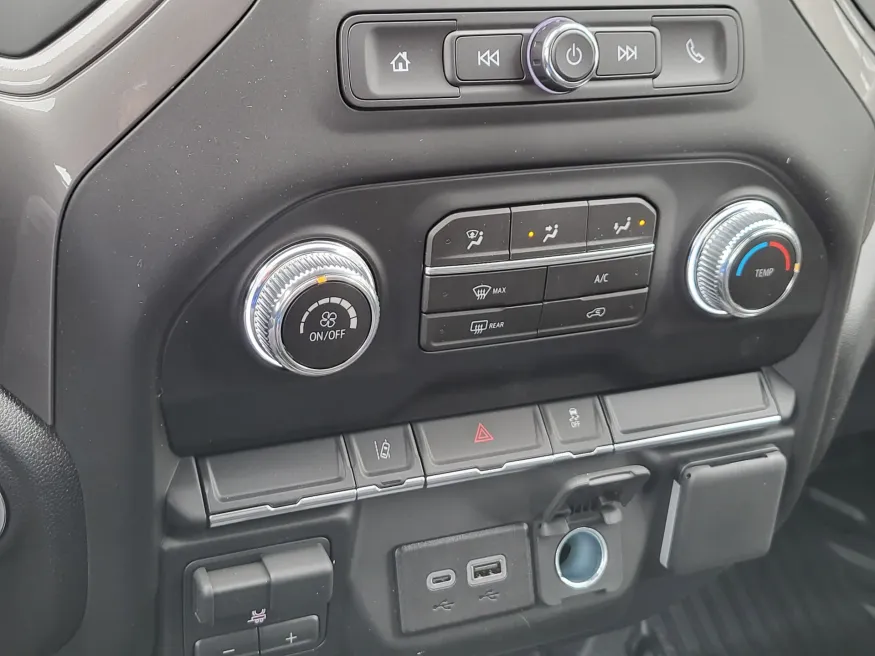 2026 GMC Sierra 2500HD Pro | Photo 16 of 24