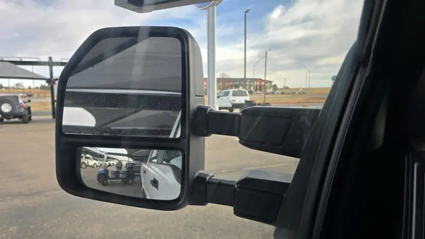 2019 Ford F-350 | Photo 10 of 27