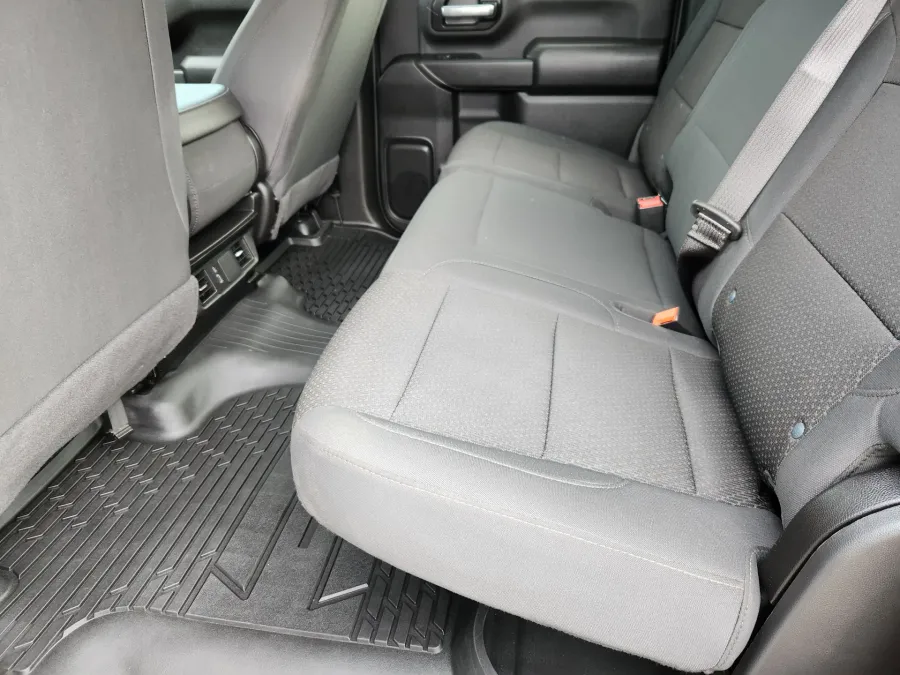 2025 GMC Sierra 2500HD Pro | Photo 10 of 26