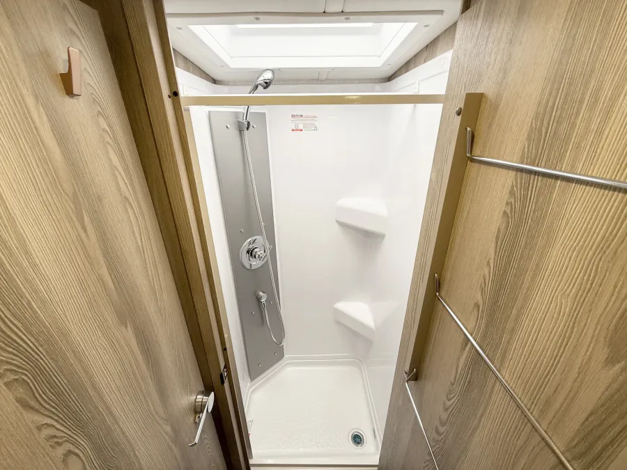 2026 Winnebago Navion 24R | Photo 12 of 24