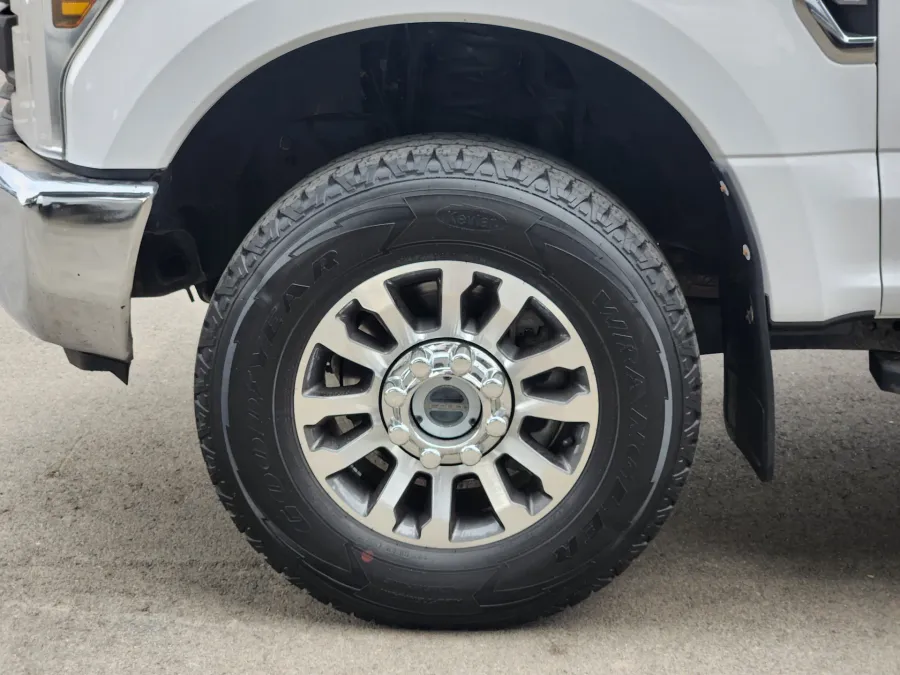 2019 Ford Super Duty F-350 SRW | Photo 21 of 30