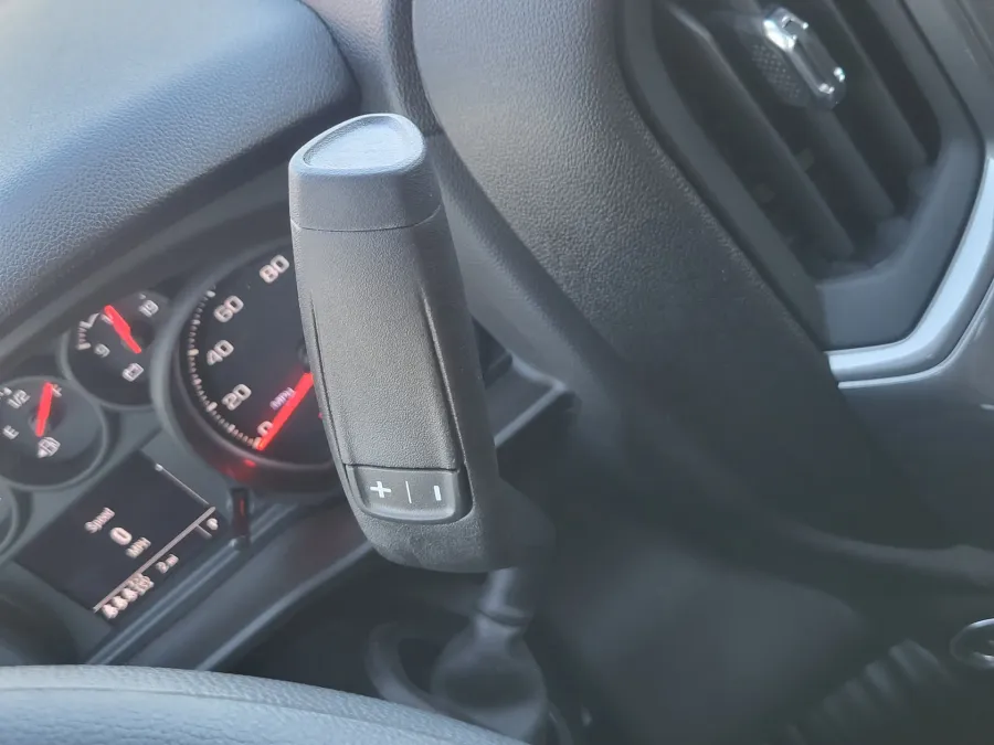 2026 GMC Sierra 2500HD Pro | Photo 18 of 26