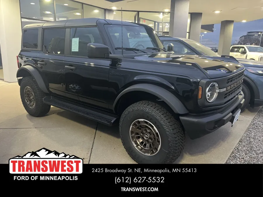 2025 Ford Bronco | Photo 33 of 36