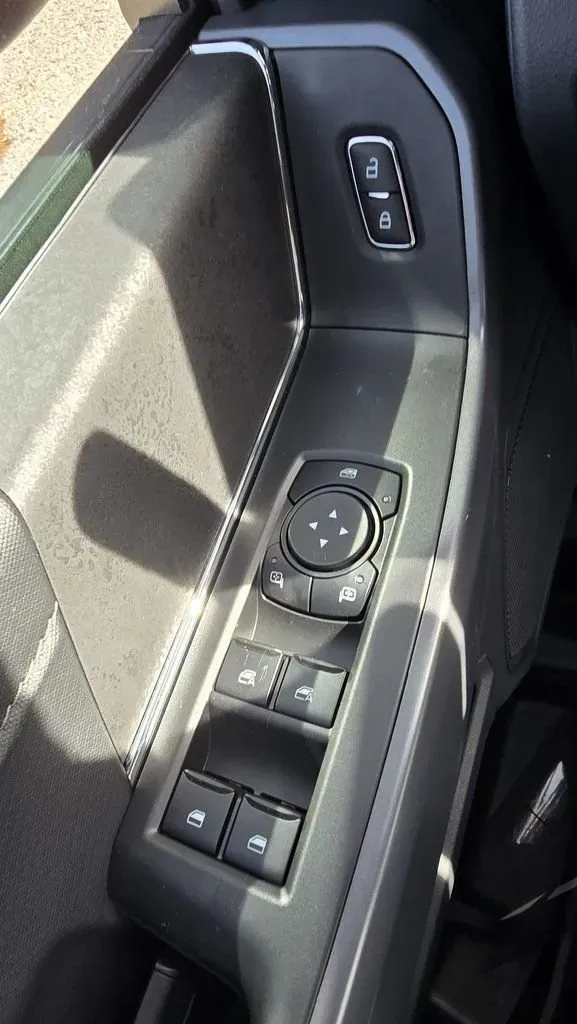 2026 Ford F-150 | Photo 11 of 28