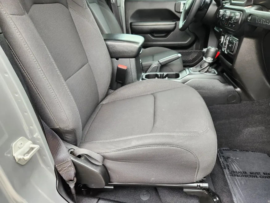 2023 Jeep Wrangler Sport S | Photo 15 of 28