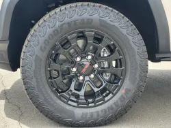 2026 GMC Canyon 4WD Elevation | Thumbnail Photo 9 of 26