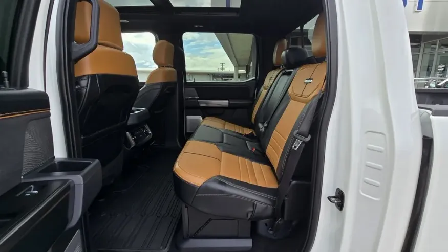 2024 Ford F-250 | Photo 36 of 38