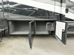 2026 Newmar Super Star 4159 | Thumbnail Photo 22 of 27