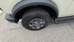 2025 Ford Bronco | Thumbnail Photo 9 of 29