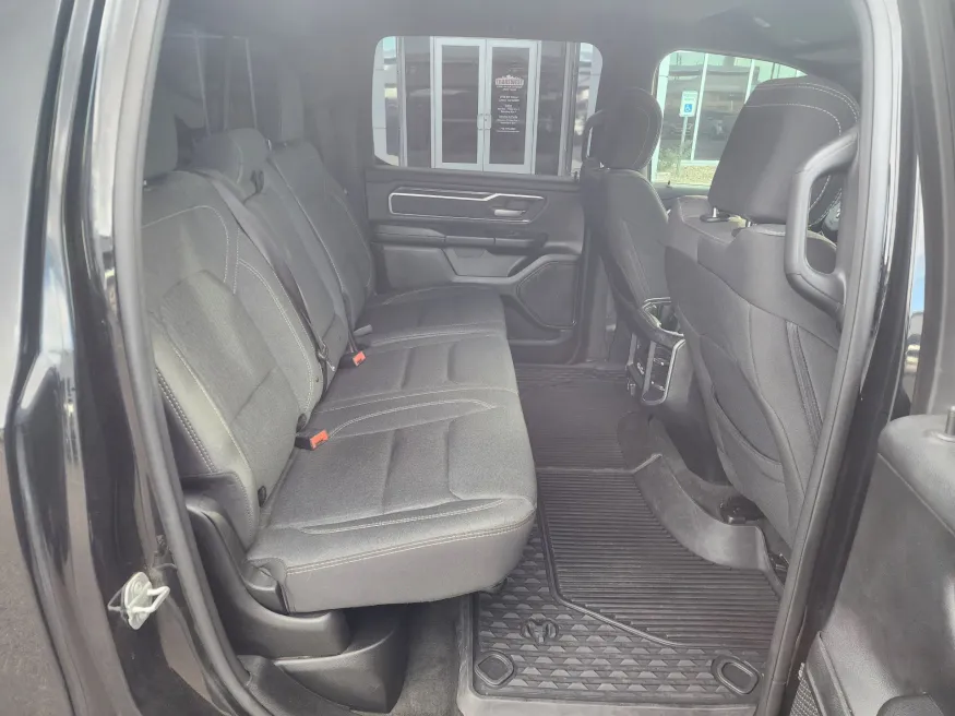 2020 RAM 1500 Big Horn | Photo 15 of 46