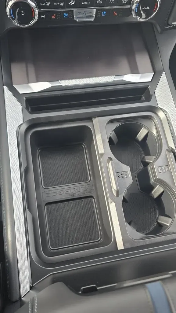 2026 Ford Super Duty F-250 | Photo 27 of 35